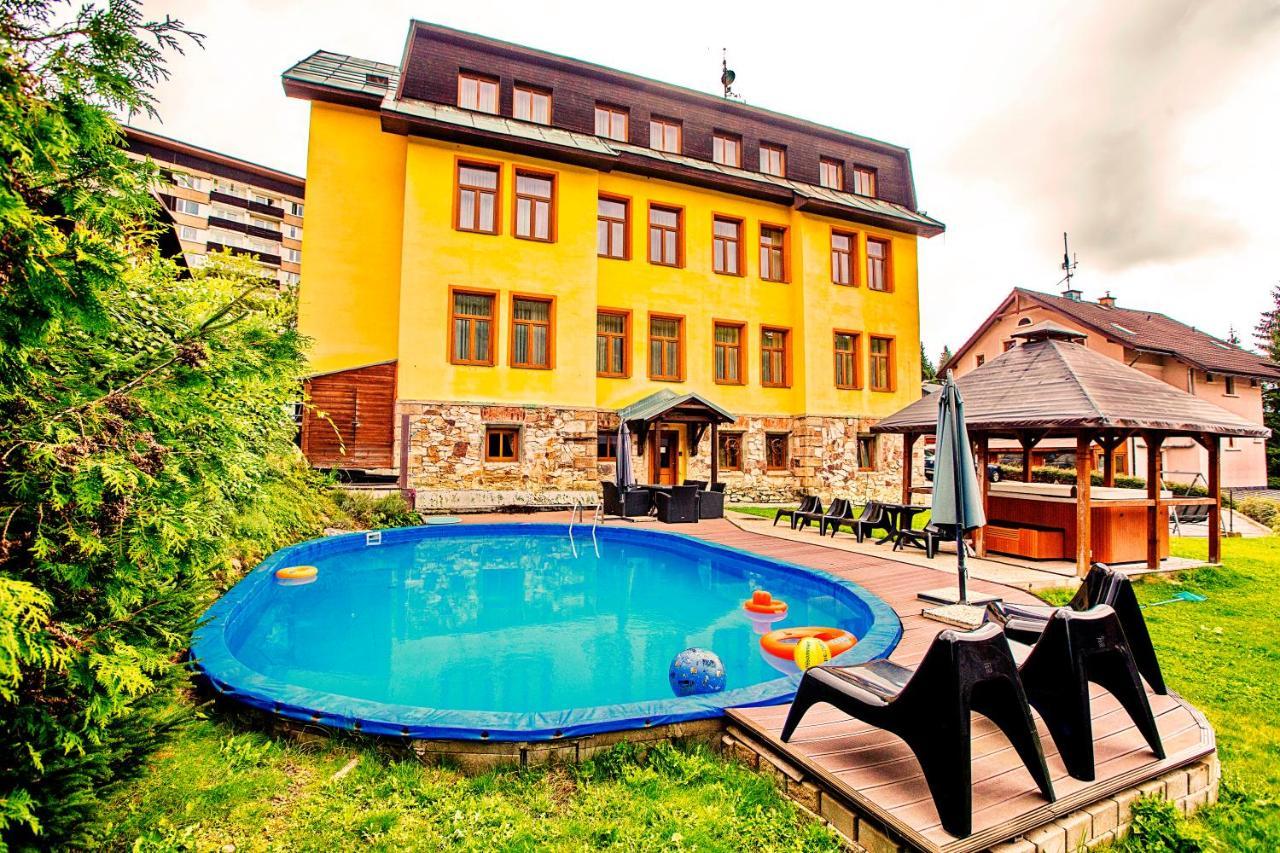 Penzion Adelka Janske Lazne Exterior photo